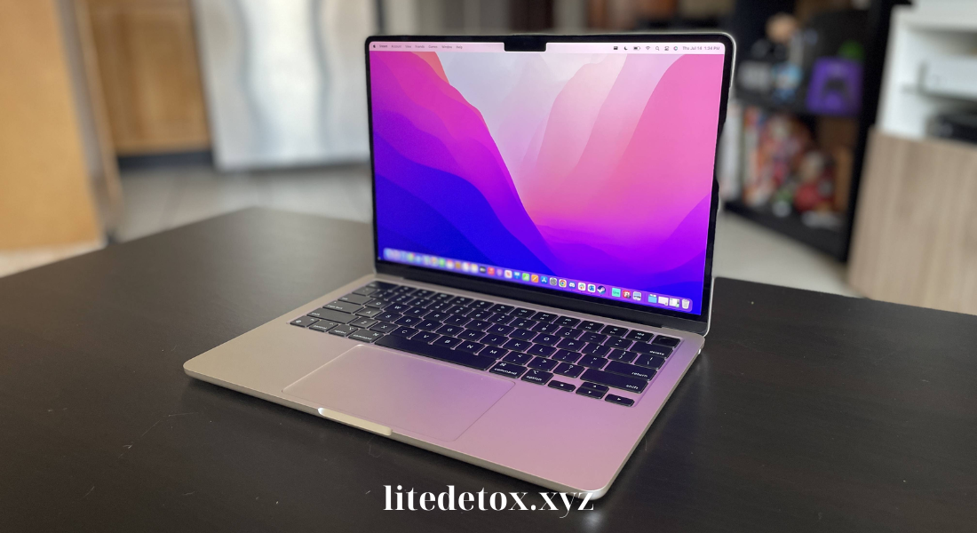 MacBook Air M2